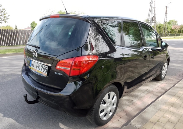 Opel Meriva cena 21100 przebieg: 194000, rok produkcji 2011 z Radom małe 301